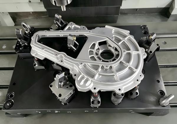 Fixture of Cover